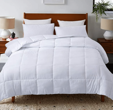 White Lightweight Duvet Insert or Stand-Alone Comforter with Corner Duvet Tabs, King 102x90Inches